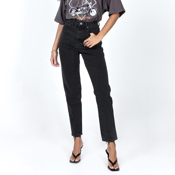 Princess Polly Zaiden Straight Leg Jeans - Picture 1 of 4